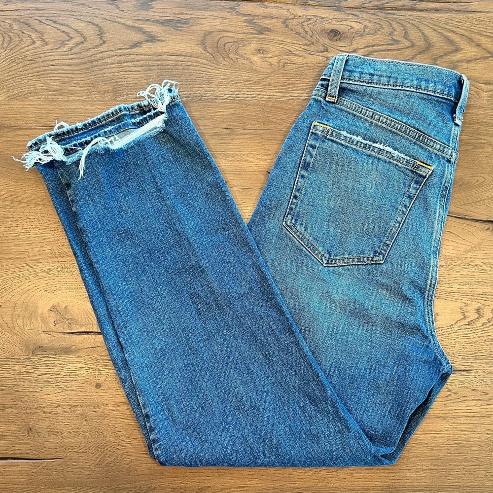 Abercrombie Curve Love Ultra High Rise Ankle Straight Jeans